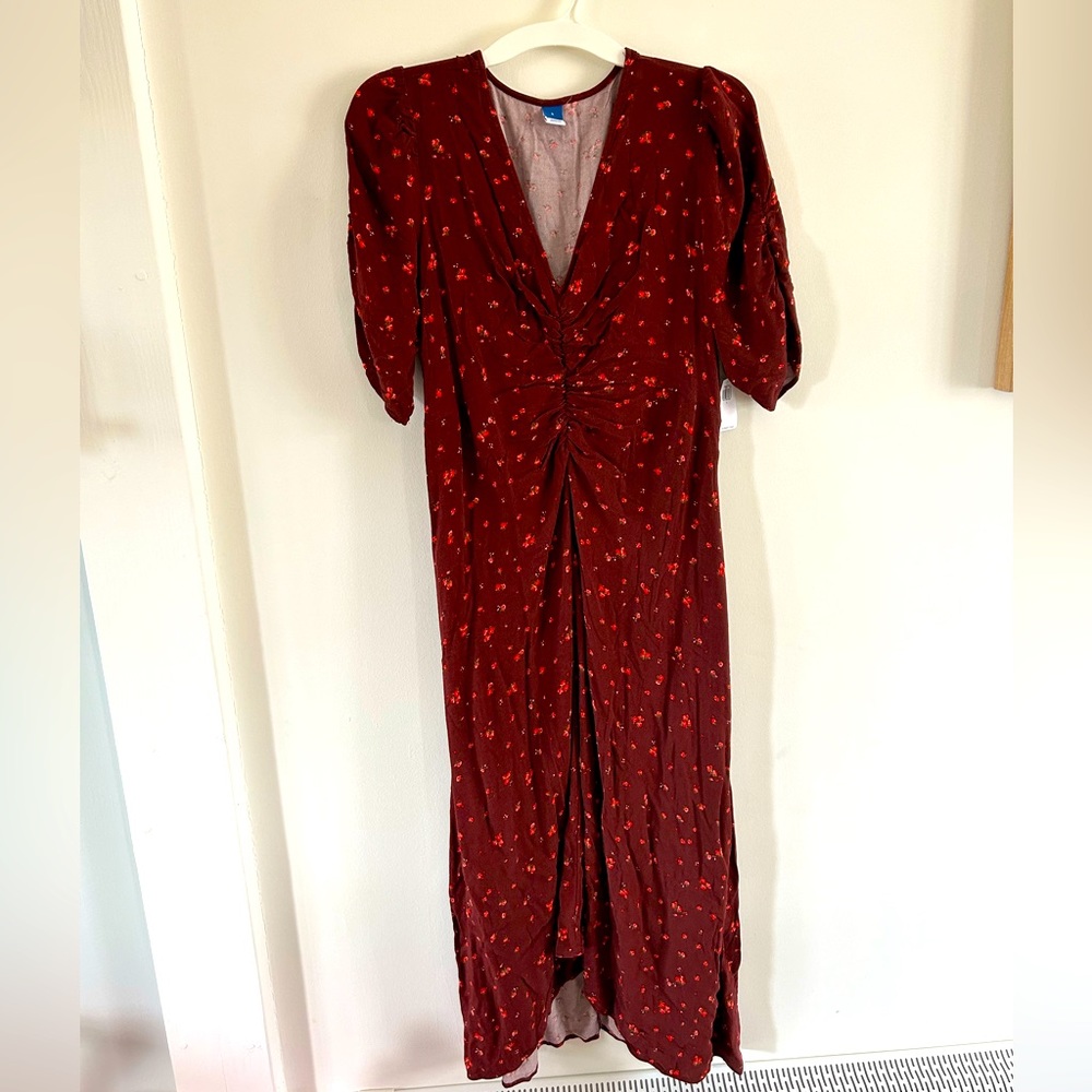 NWT Old Navy red elbow sleeve midi dress. Size L.